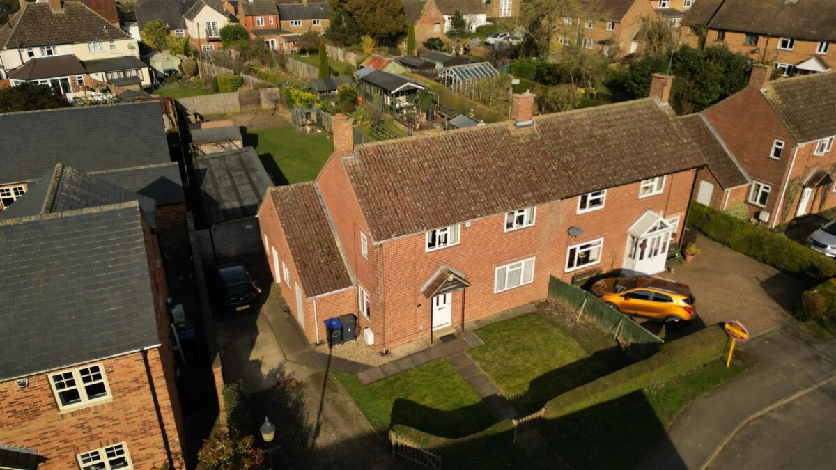 Daventry Road, Staverton