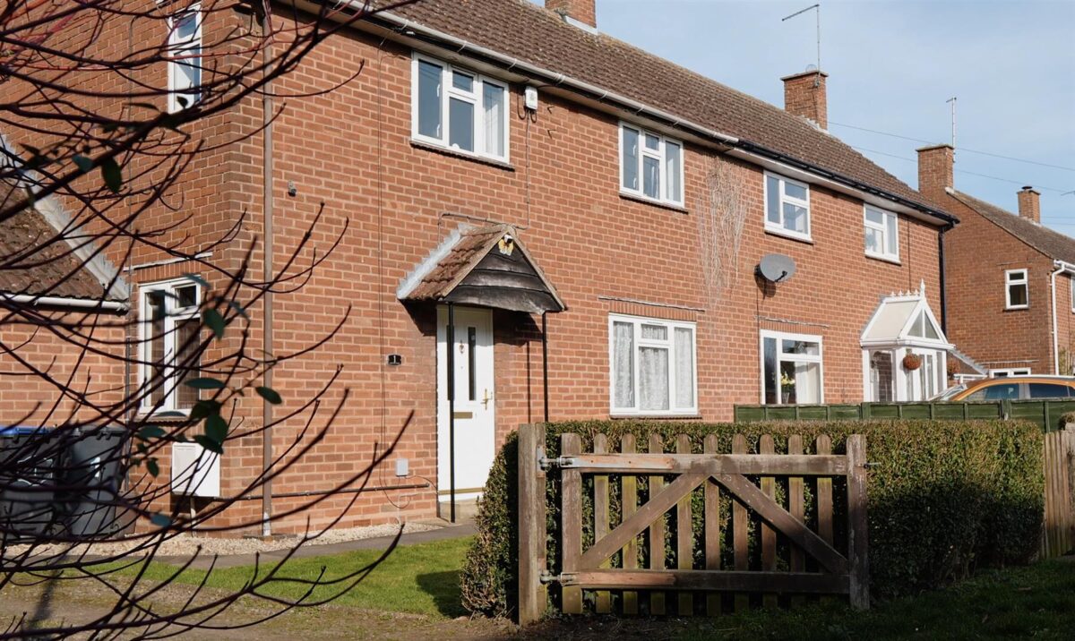 Daventry Road, Staverton