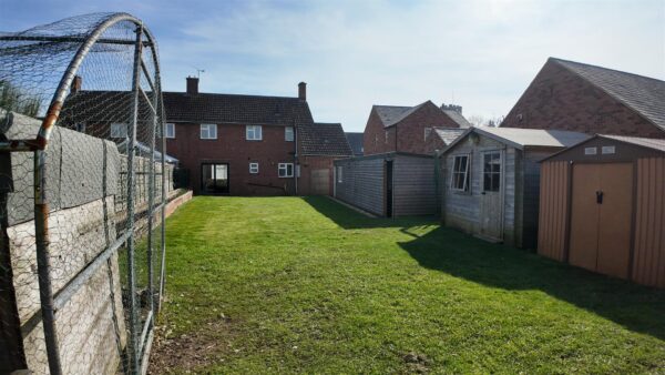 Daventry Road, Staverton