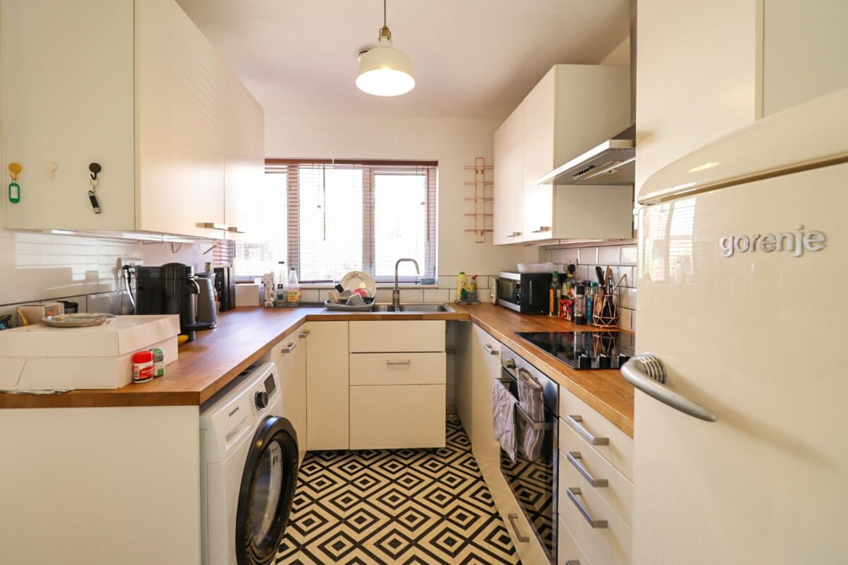 Leycester Place, Warwick