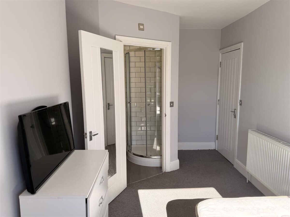 Ratcliffe Road, Loughborough